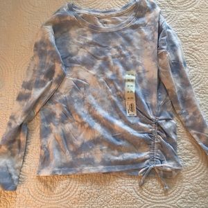 Size 8 long sleeve girls shirt